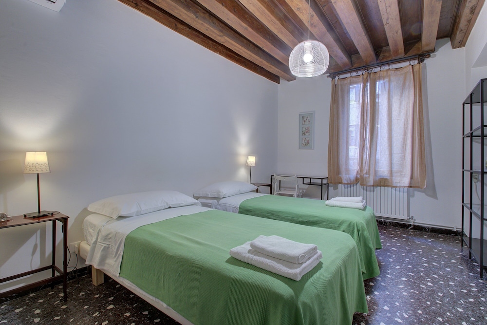 Comfort Apartment, 2 Bedrooms (Rialto-WELL) photo 2