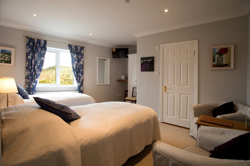 Twin Room, Ensuite - Photo 4