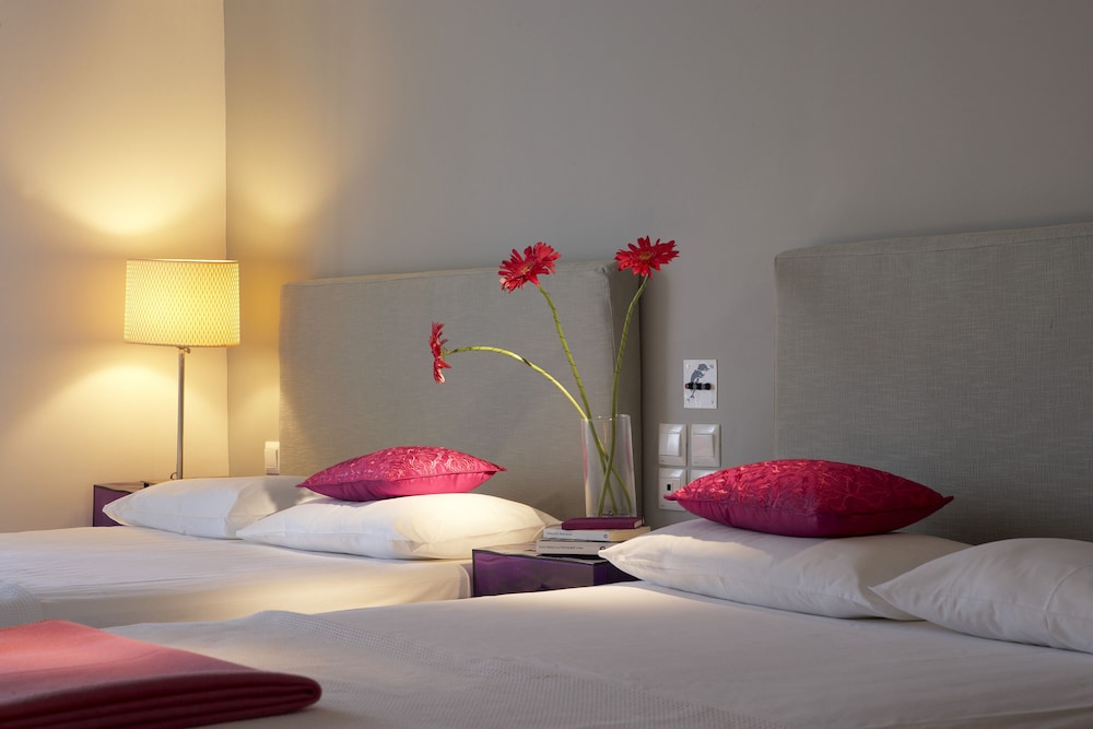 Family Double Room, Garden View