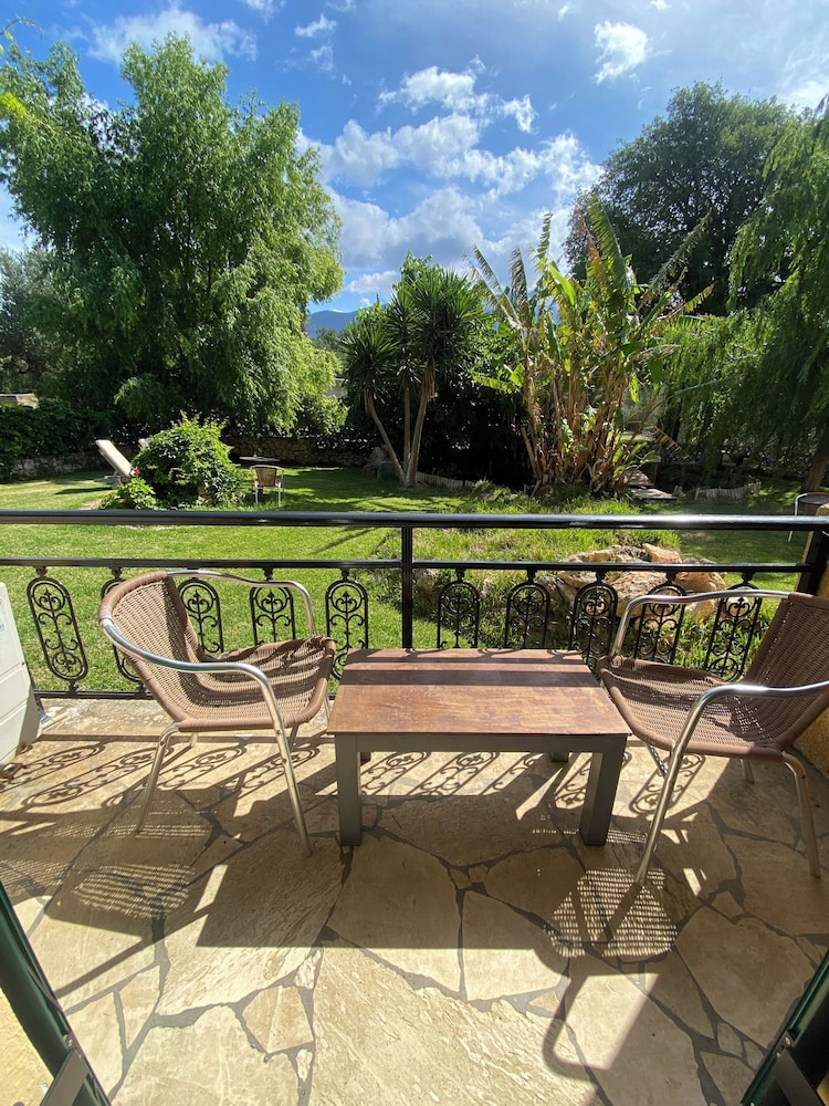 Double or Twin Room, Garden View photo 2