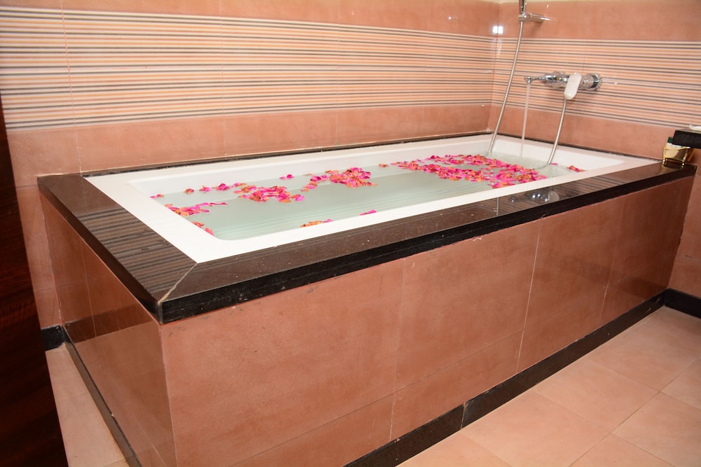 Luxury Studio Suite photo 2