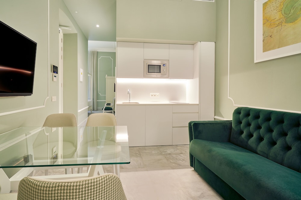 Suite, 1 Bedroom photo 3