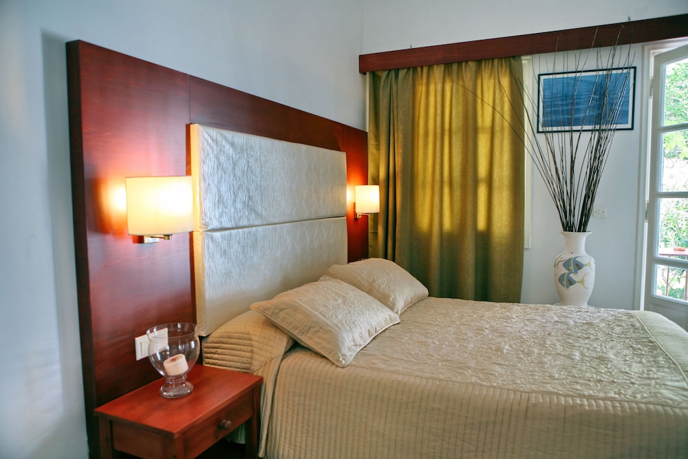 Basic Double Room photo 3