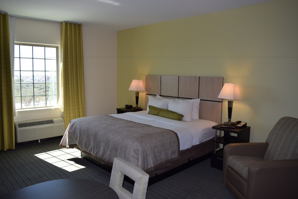 Studio Suite, Multiple Beds, Accessible (Communications) photo 3