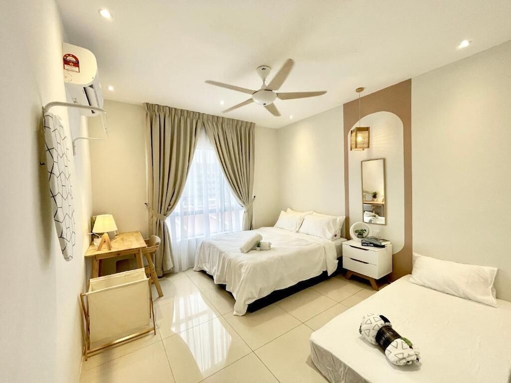 Family Suite, 3 Bedrooms, City View