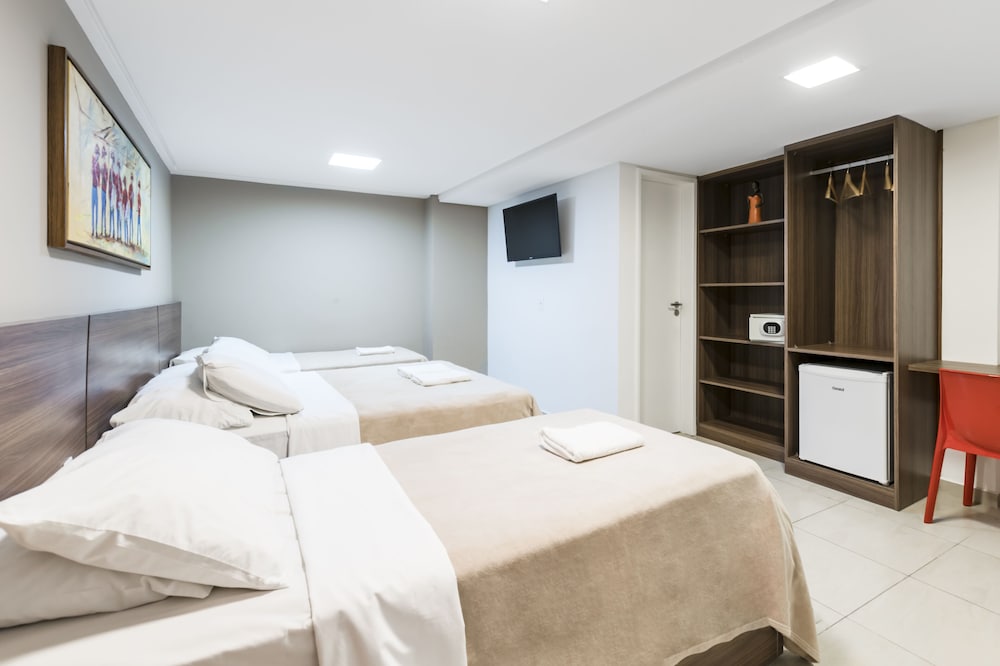 Room (Master) photo 1