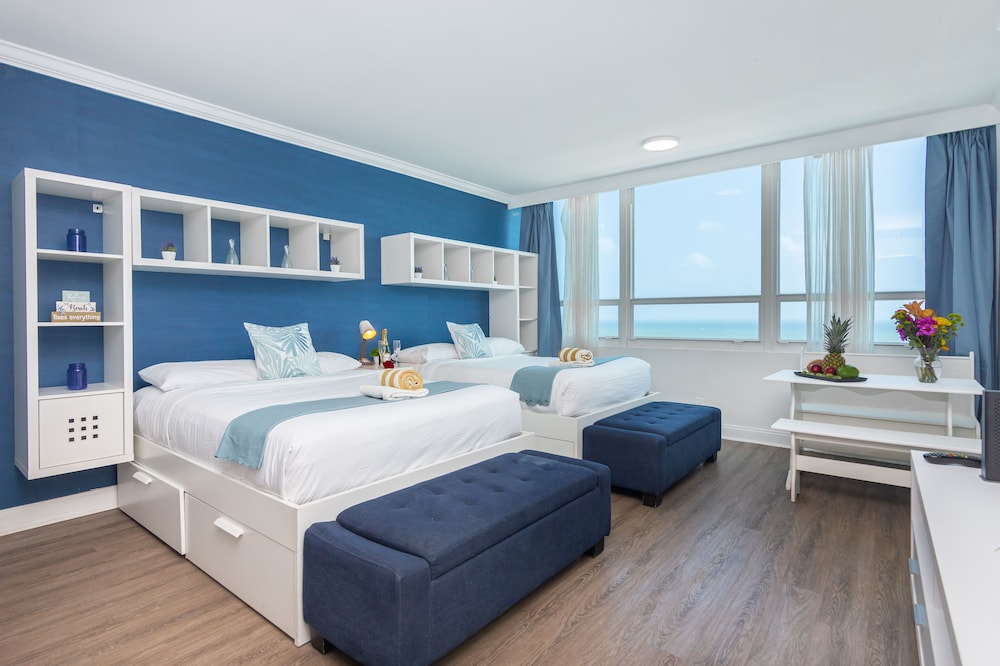 Deluxe Studio Suite