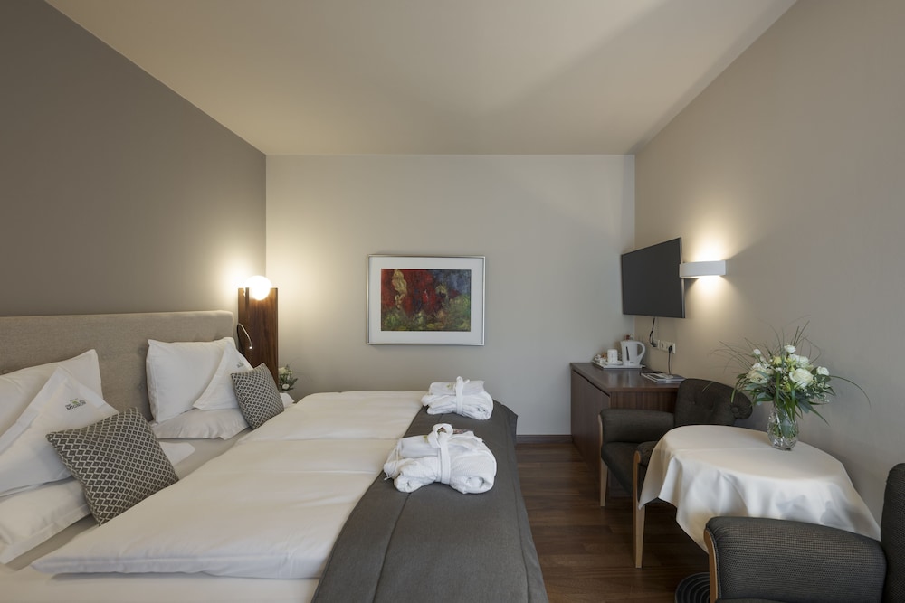 Double Room, Balcony - Photo 2