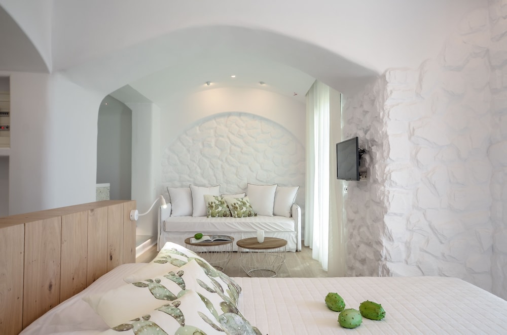 Premium Suite, Jetted Tub, Sea View photo 2