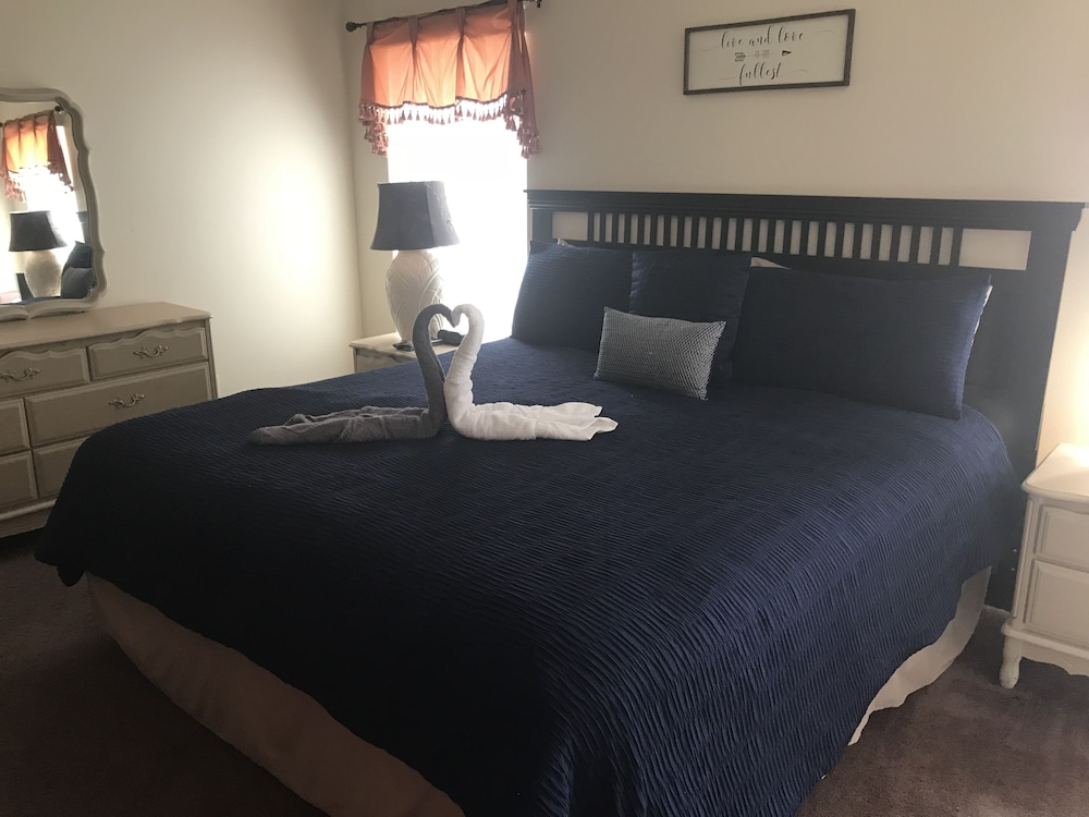 House, Multiple Beds, Private Pool (Prarie Point)
