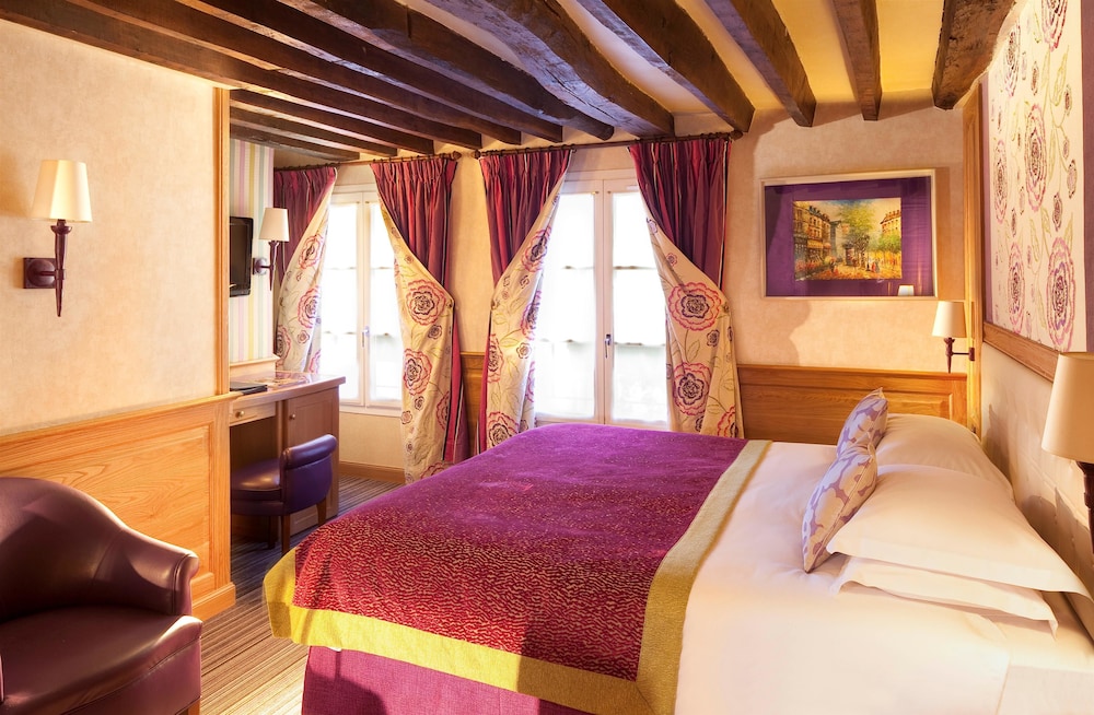 Superior Double or Twin Room photo 2