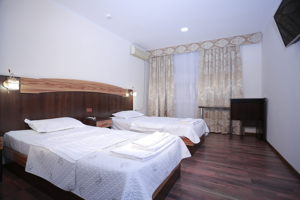 Premium Twin Room
