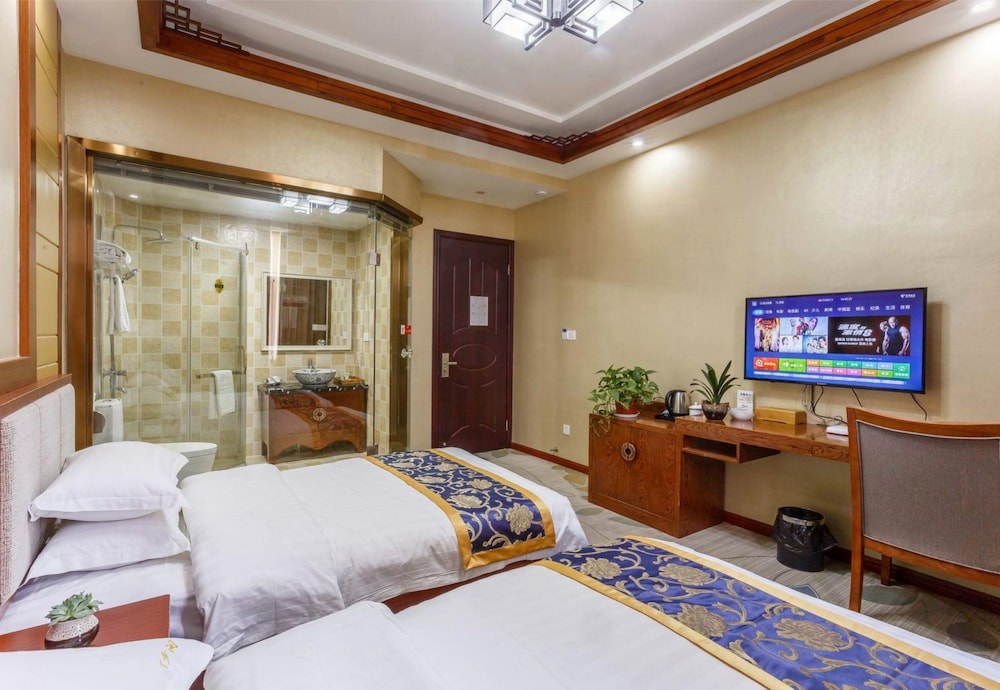 Deluxe Twin Room photo 3
