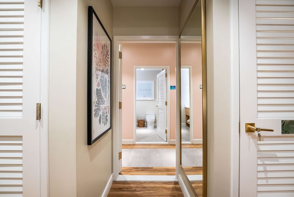 Suite, 1 King Bed