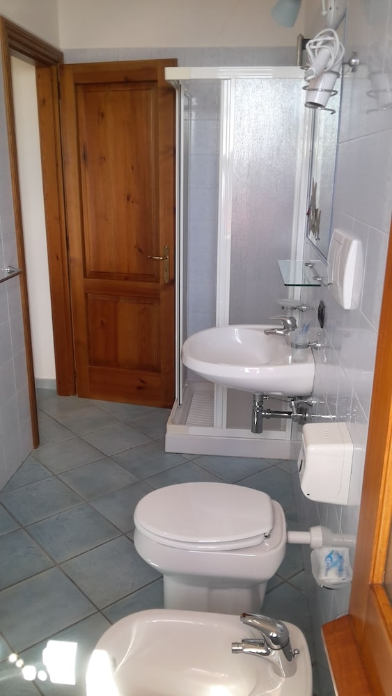 Comfort Triple Room photo 3