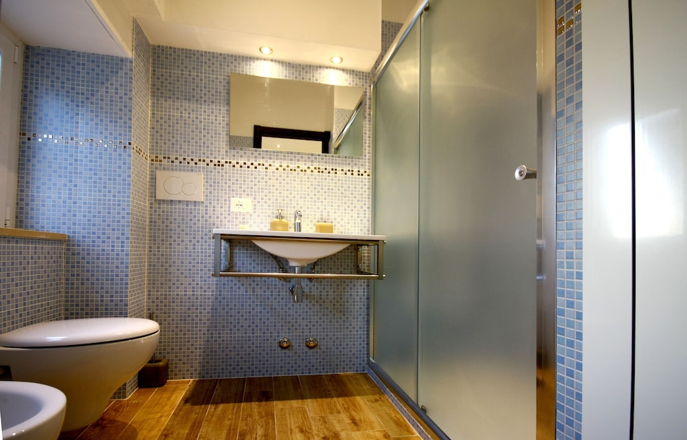 Deluxe Double or Twin Room photo 3