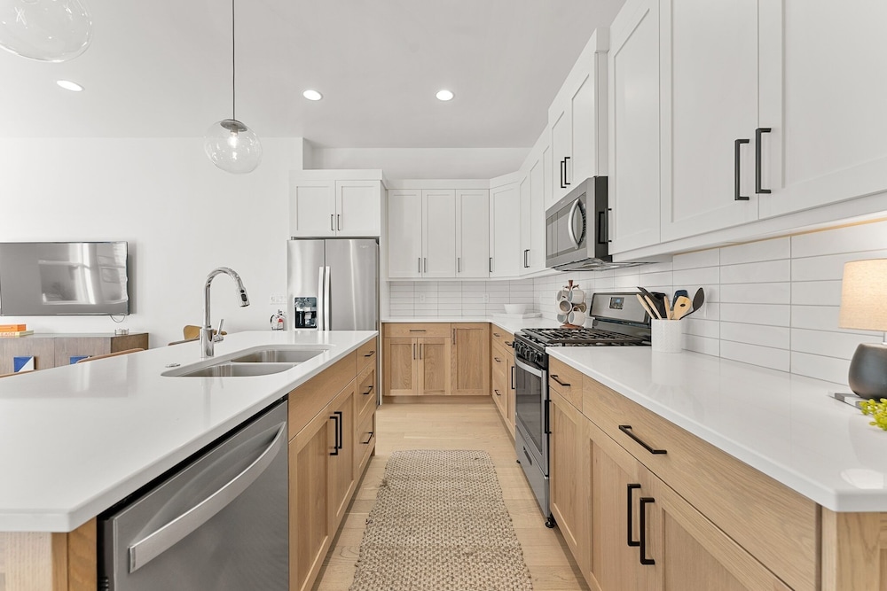 Townhome, 4 Bedrooms