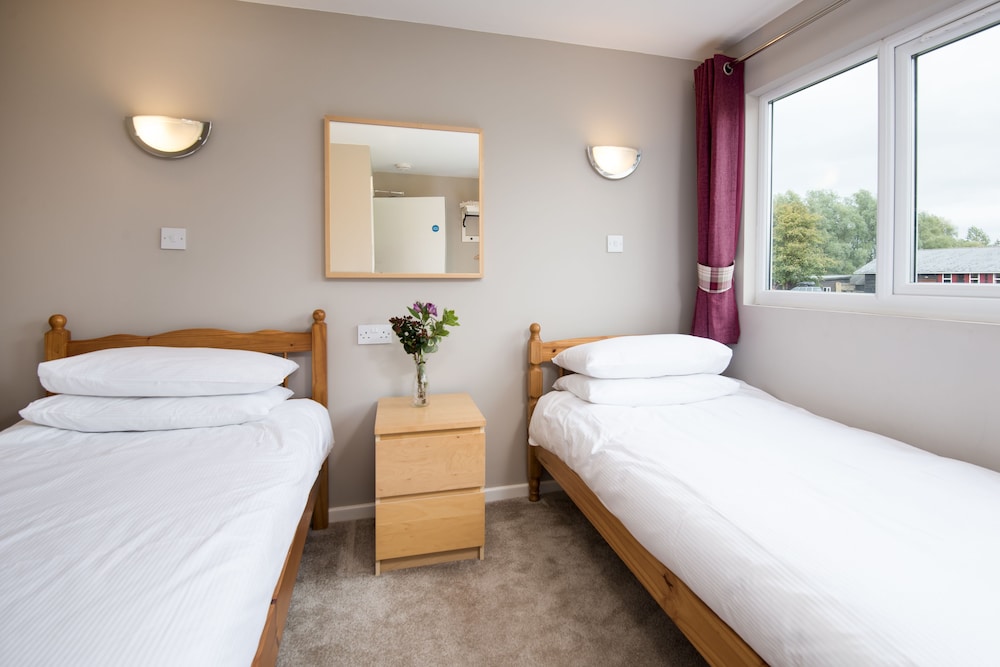 Cabin, 3 Bedrooms (Pennine Lodge) photo 3