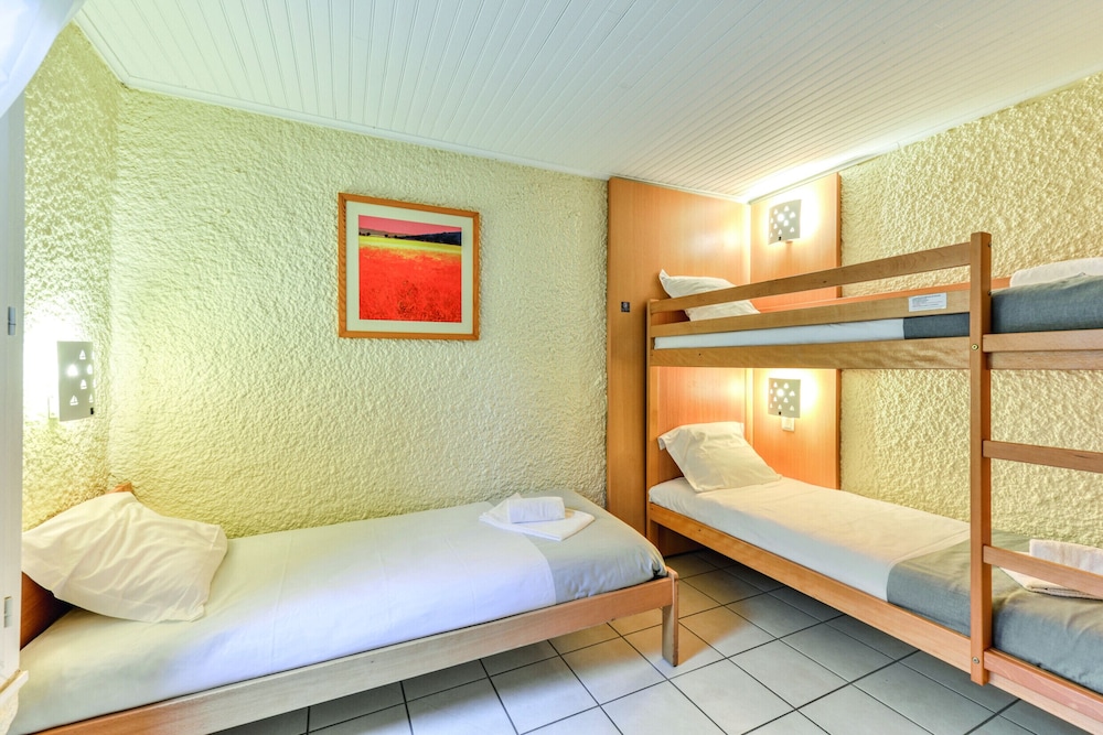Standard Apartment, 2 Bedrooms - Photo 16