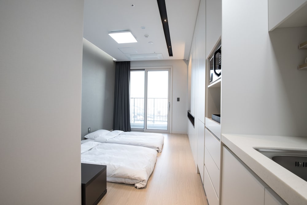 Deluxe Room, Mountain View - Photo 3