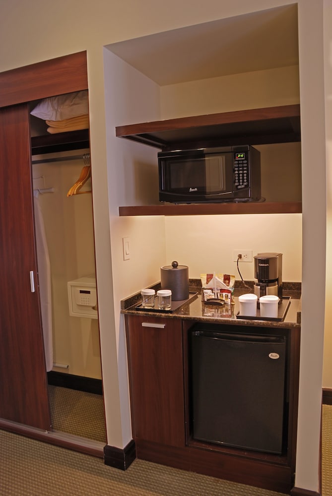Room photo 2