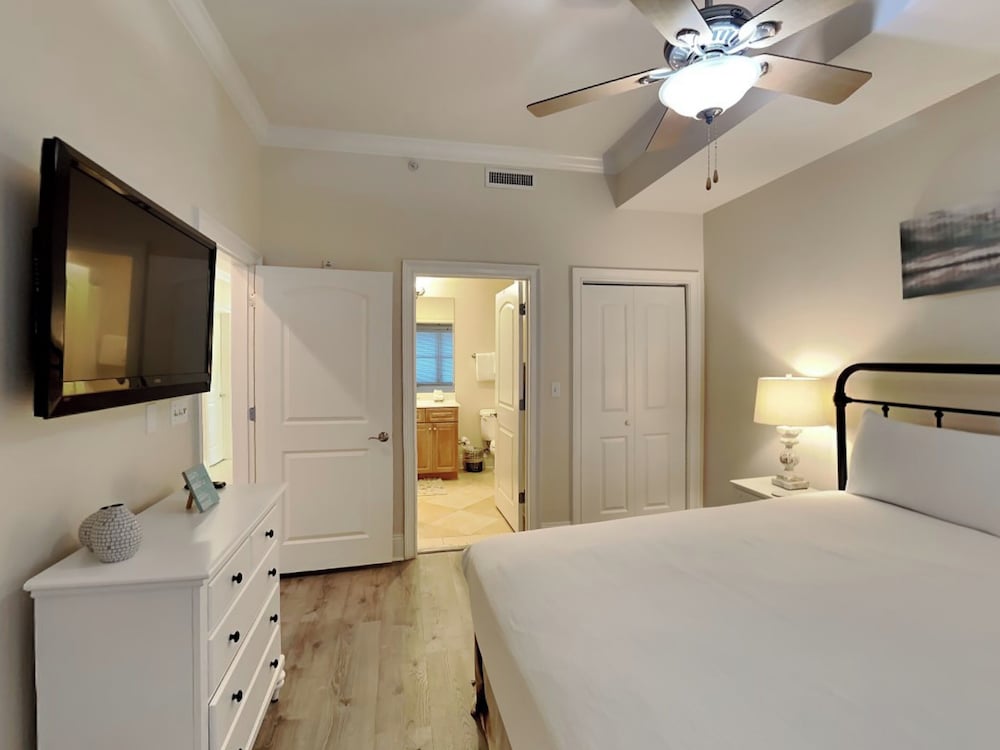 Condo, Multiple Beds, Balcony, Ocean View (#301E - No Pets) photo 2