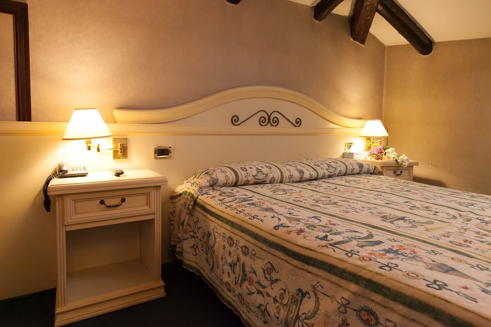 Double Room, 1 Large Twin Bed photo 1