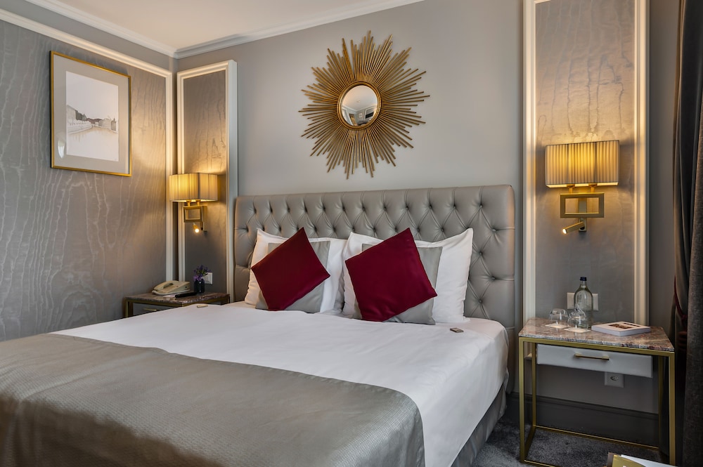 Superior Single Room thumbnail 5