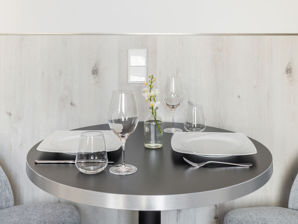 Medium Studio with Kitchenette - Photo 10