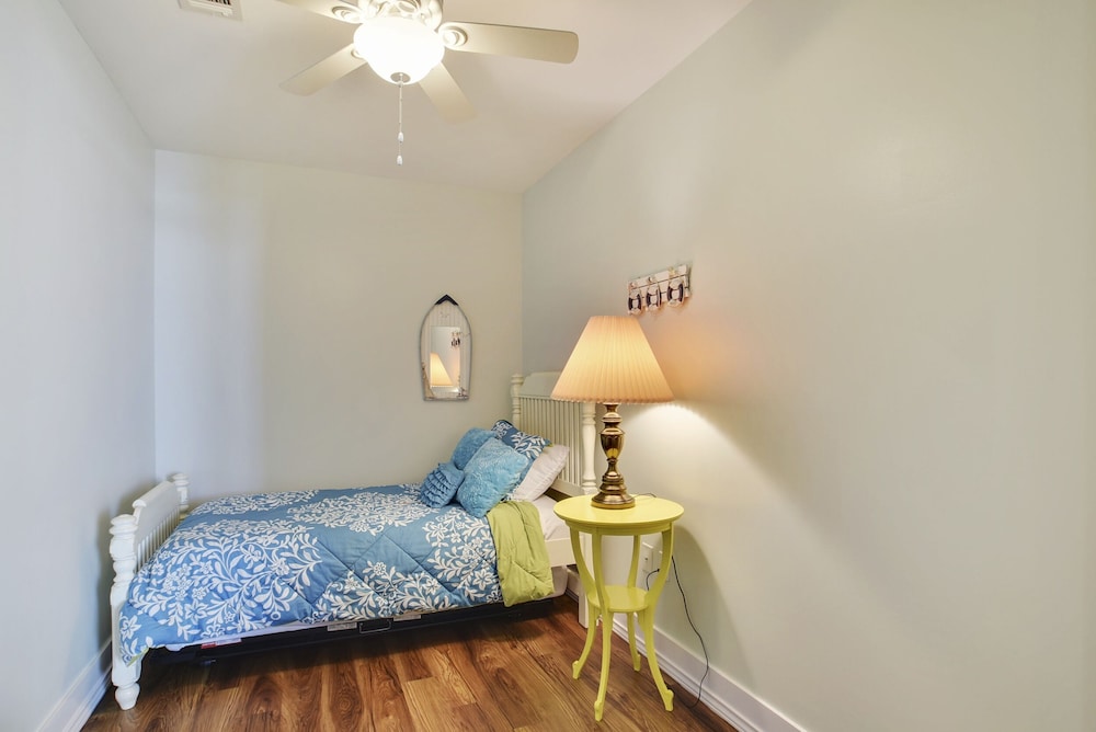 Condo (3 Bedrooms) photo 2