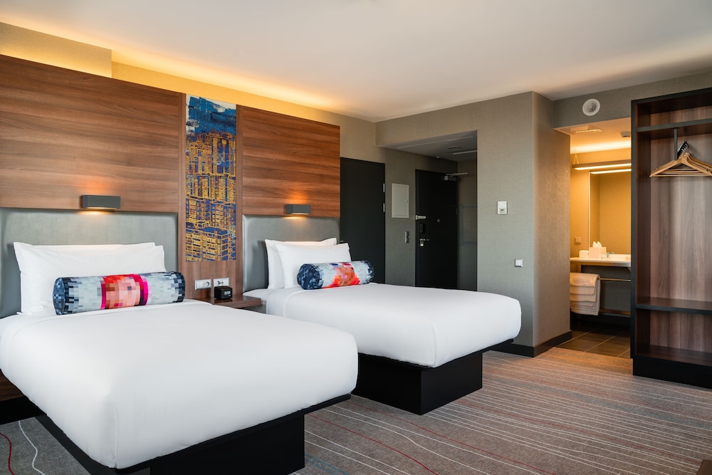Superior Twin Room with panorama view photo 3