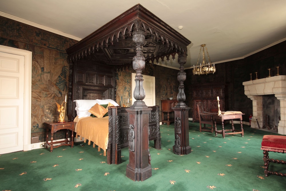 Deluxe Twin Room, Mountain View (Four Poster) photo 1