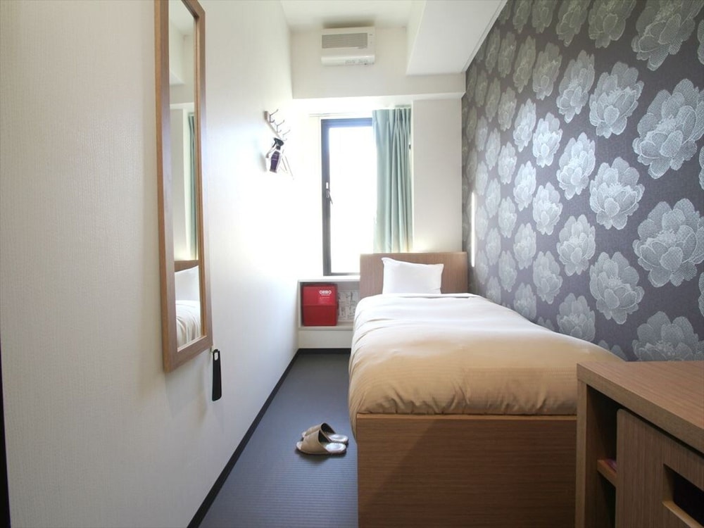 Single Room, Non Smoking photo 1