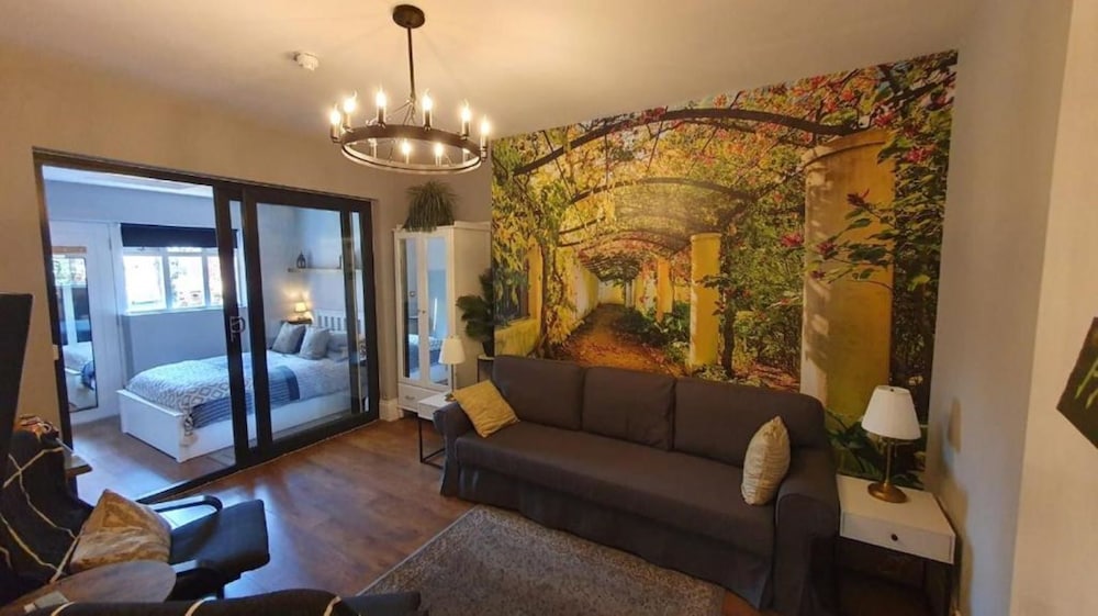 Executive Suite photo 1
