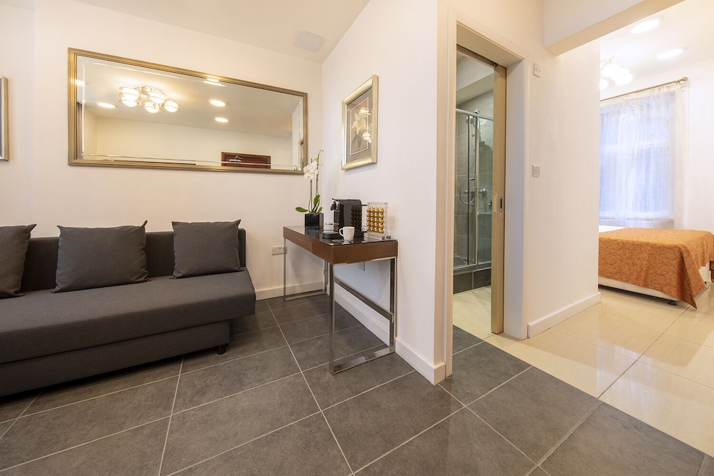 Suite, Ensuite (3 Persons) photo 3