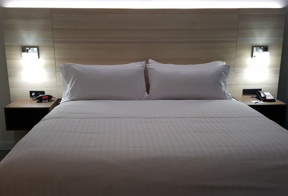 Standard Room, 2 Queen Beds, Accessible (Communications) photo 3