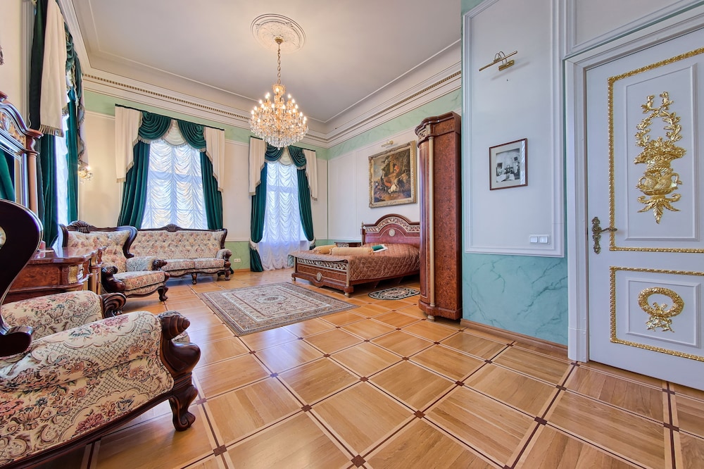 Premier Suite, 1 King Bed, Park View (Green) photo 1