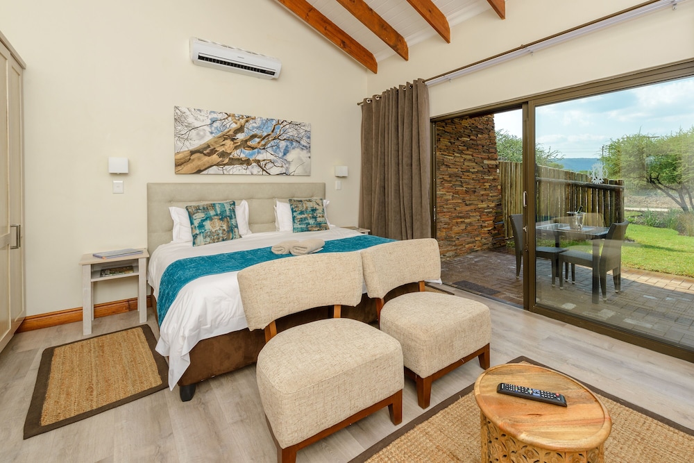 Studio Villa with Patio photo 1