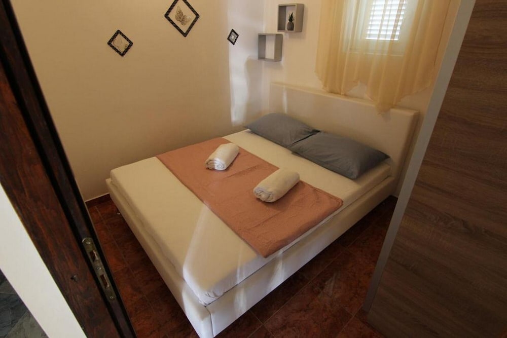 Comfort Apartment, Garden View
