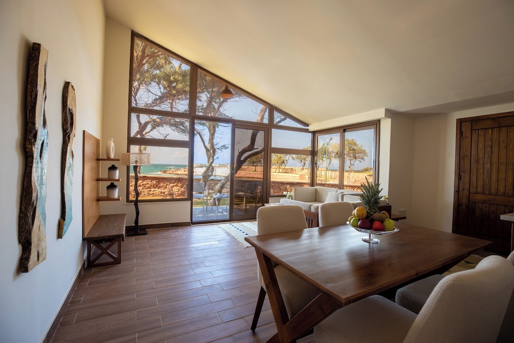 Bungalows Three bedrooms