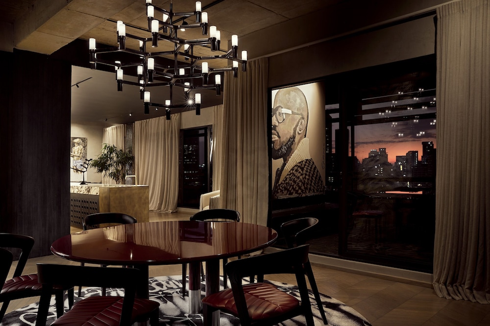 Executive Penthouse photo 2