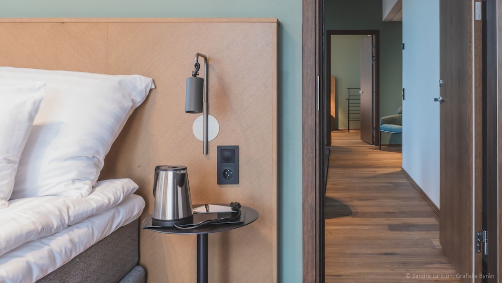 Suite, 1 King Bed