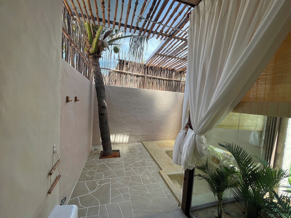Junior Villa, Pool View photo 3
