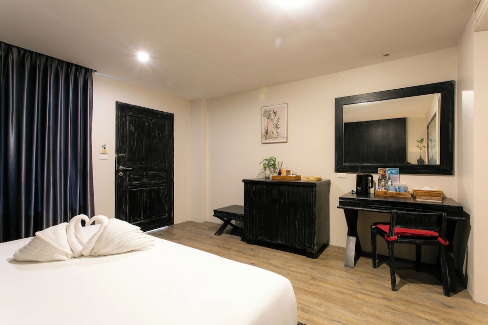 Comfort Room - Photo 10