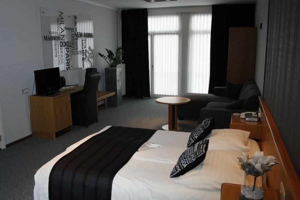 Double Room photo 2