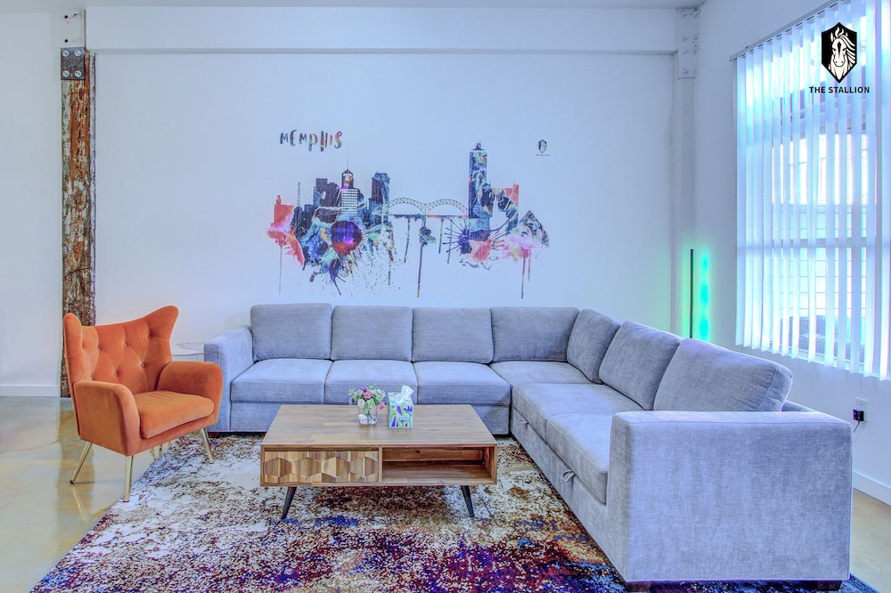 Signature Loft, 1 King Bed with Sofa bed, Patio, City View, 104