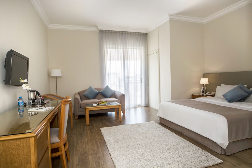 Suite, 1 King Bed