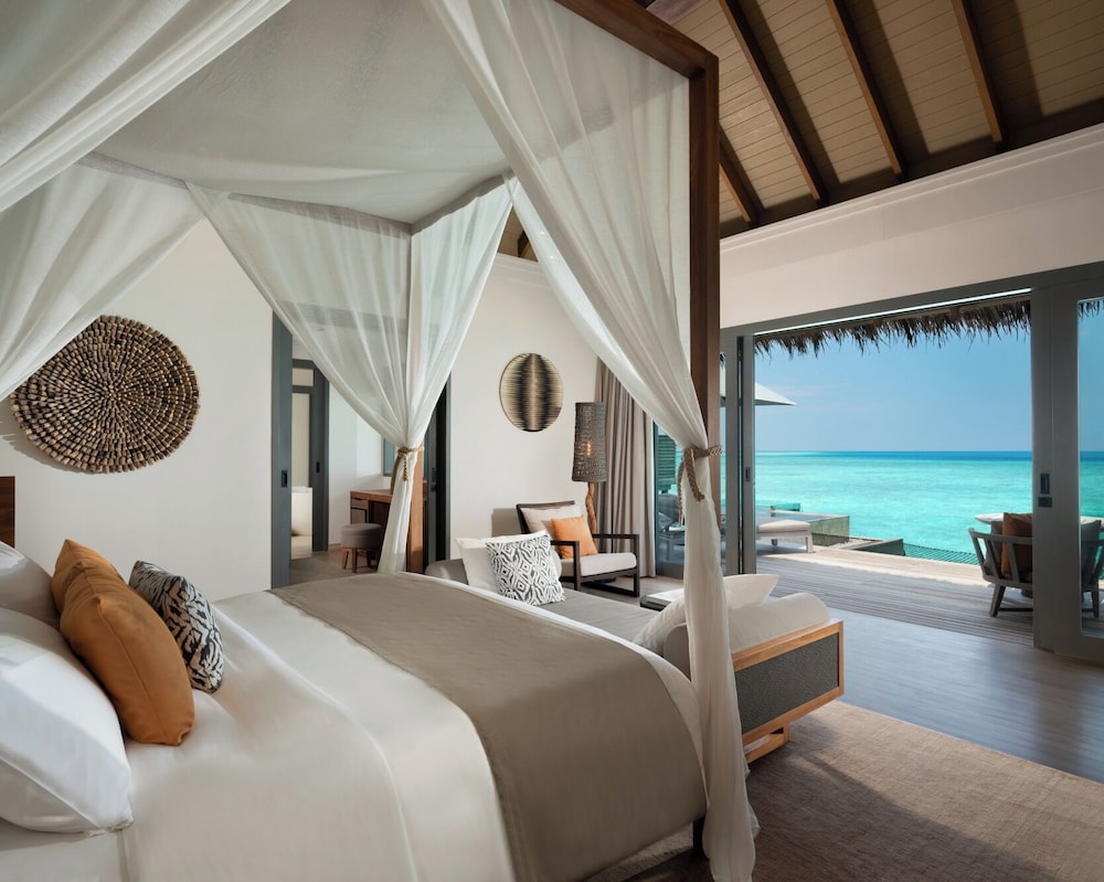 One Bedroom Over Water Pool Residence