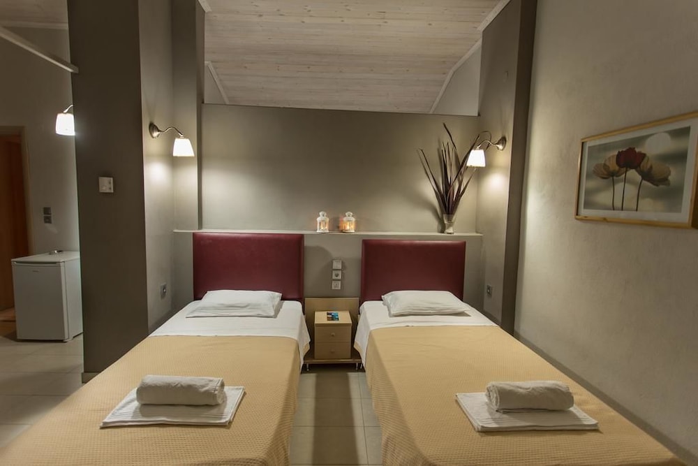 Quadruple Room, Sea View photo 3