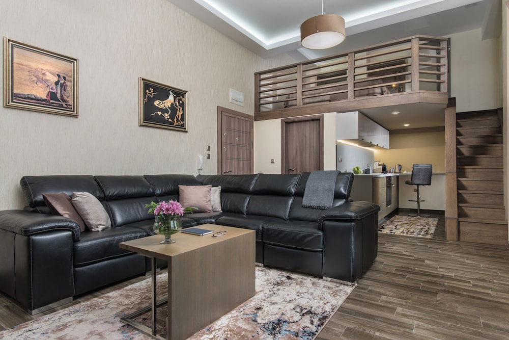Maisonette I